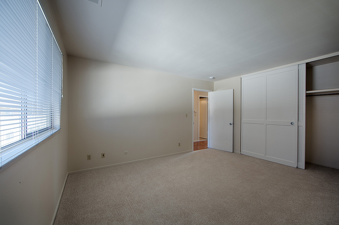 Bedroom 1 (C) Picture - 255 S Rengstorff Ave 134, Mountain View 94040 Bedroom 1 (C) picture - 255 S Rengstorff Ave 134, Mountain View 94040