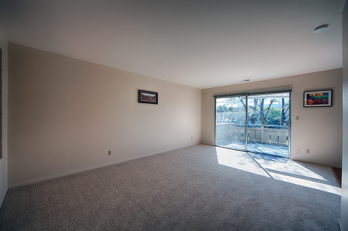 Living Room (D) picture - 255 S Rengstorff Ave 134, Mountain View 94040