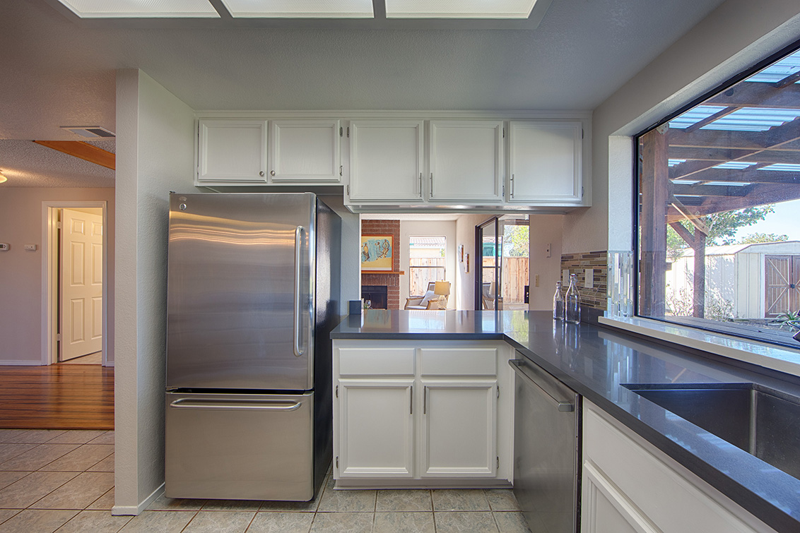 Kitchen (E) picture - 4833 Scotia St, Union City 94587