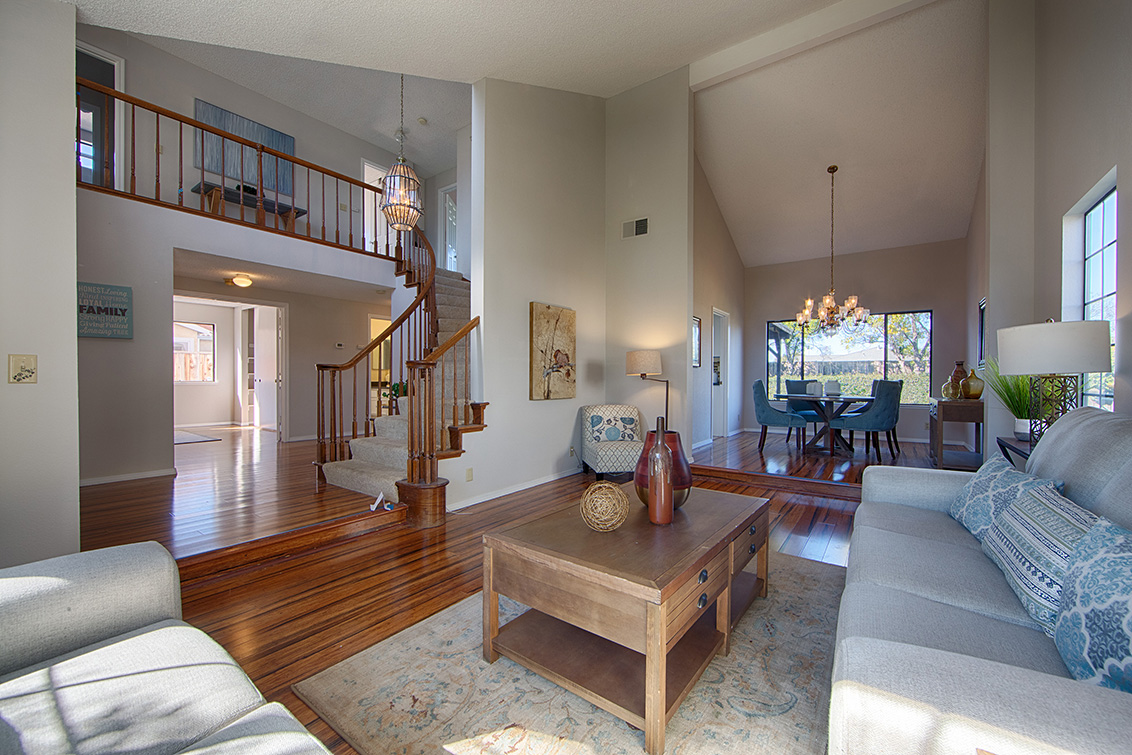 Living Room (D) picture - 4833 Scotia St, Union City 94587