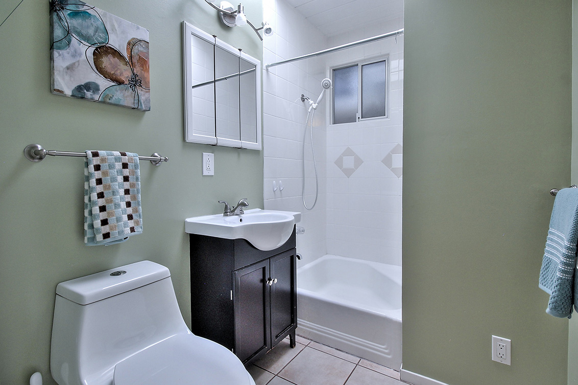 Bathroom 2 (A) Picture - 3753 Starr King Cir, Palo Alto 94306 Bathroom 2 (A) picture - 3753 Starr King Cir, Palo Alto 94306