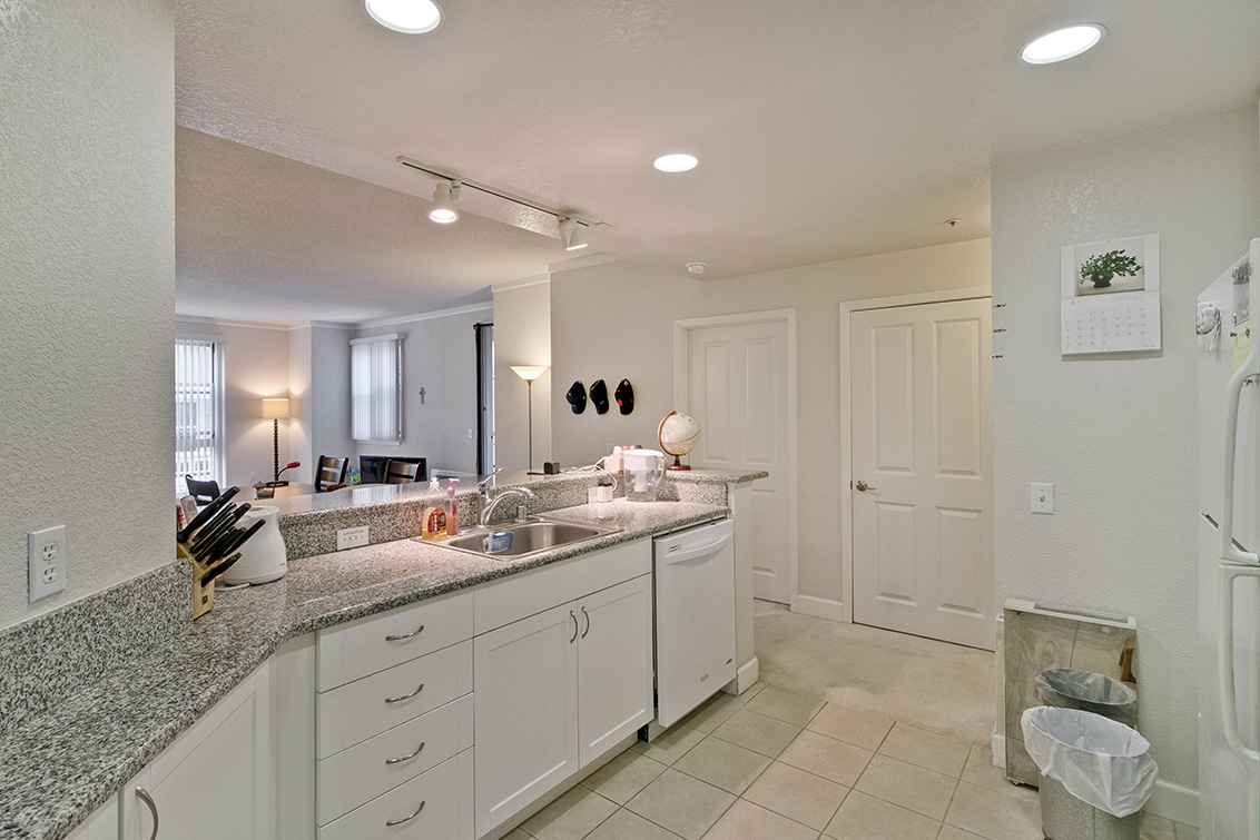 Kitchen (G) Picture - 20488 Stevens Creek Blvd 1401, Cupertino 95014 Kitchen (G) picture - 20488 Stevens Creek Blvd 1401, Cupertino 95014