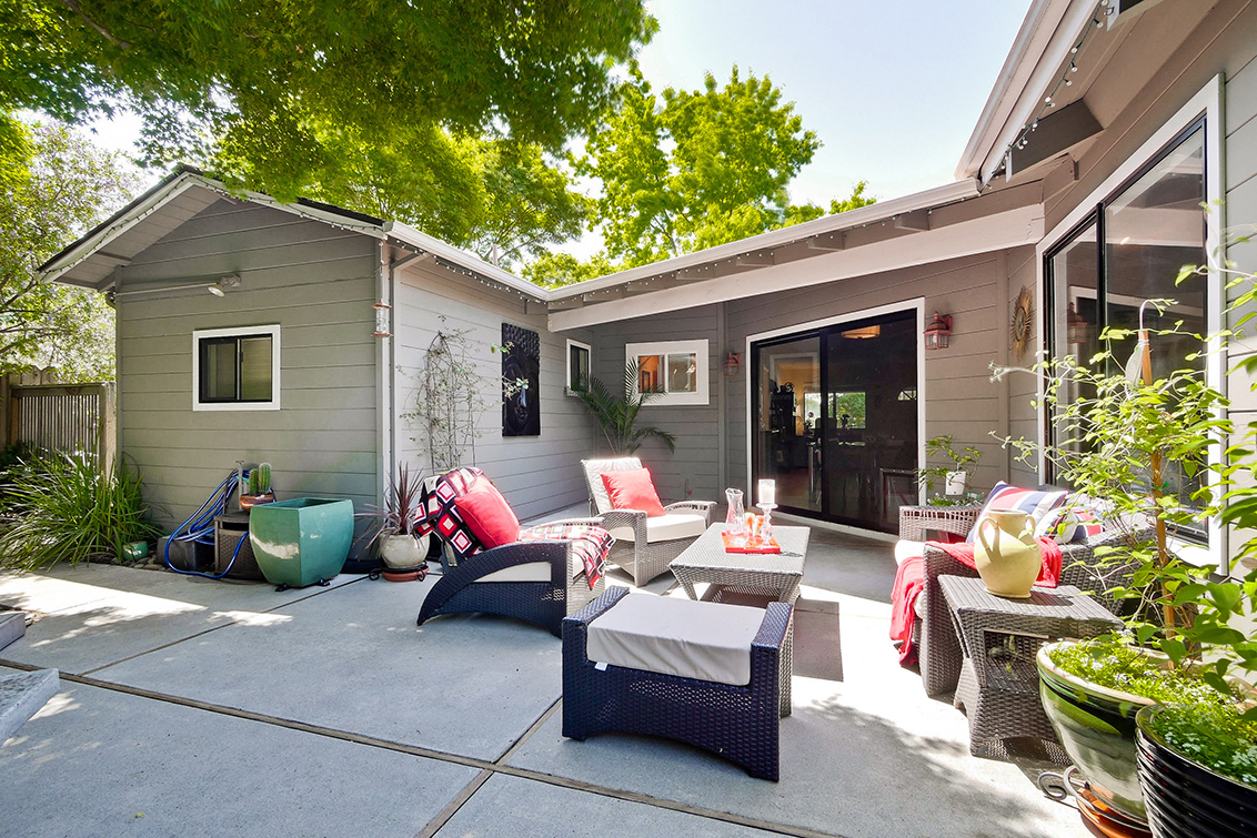 Backyard (C) Picture - 4237 Suzanne Dr, Palo Alto 94306 Backyard (C) picture - 4237 Suzanne Dr, Palo Alto 94306