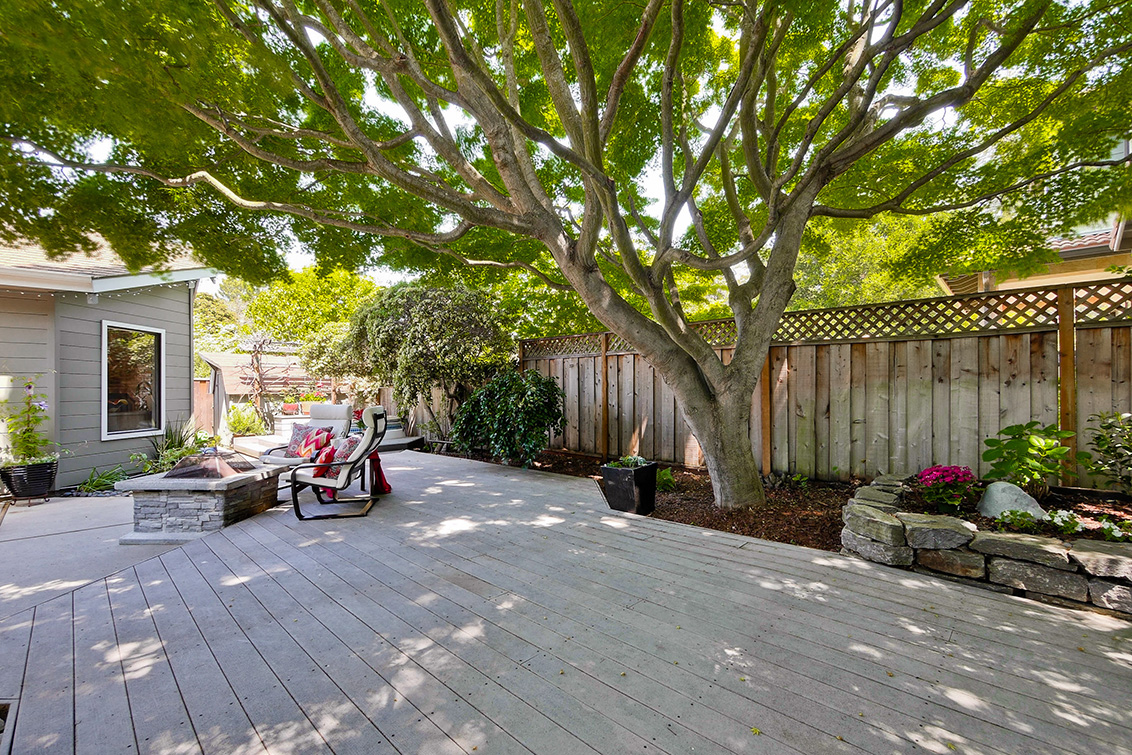 Backyard (I) Picture - 4237 Suzanne Dr, Palo Alto 94306 Backyard (I) picture - 4237 Suzanne Dr, Palo Alto 94306
