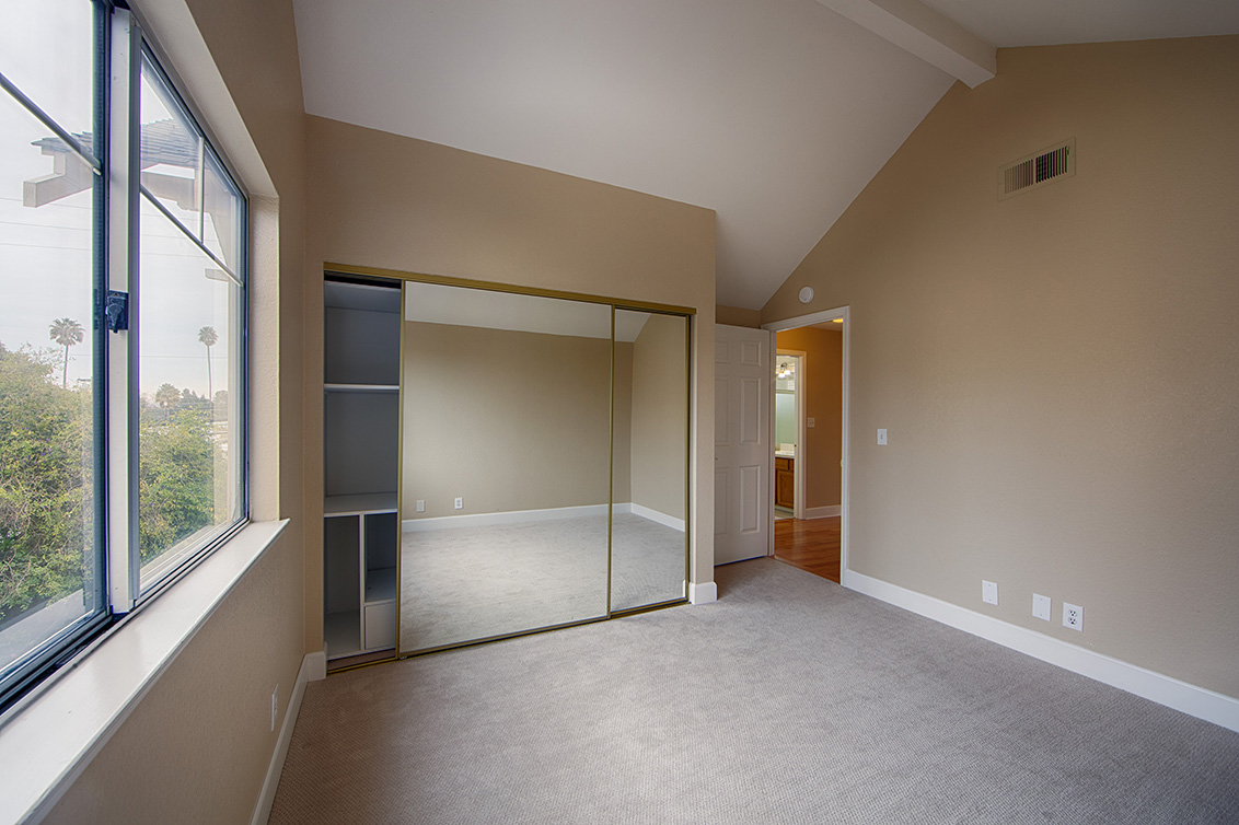 Bedroom 2 (C) picture - 878 Windmill Park Ln, Mountain View 94043