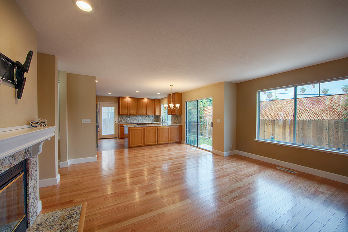 Family Room (B) picture - 878 Windmill Park Ln, Mountain View 94043