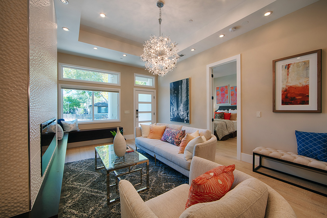 Living Room (C) picture - 513 Burgoyne St, Mountain View 94043