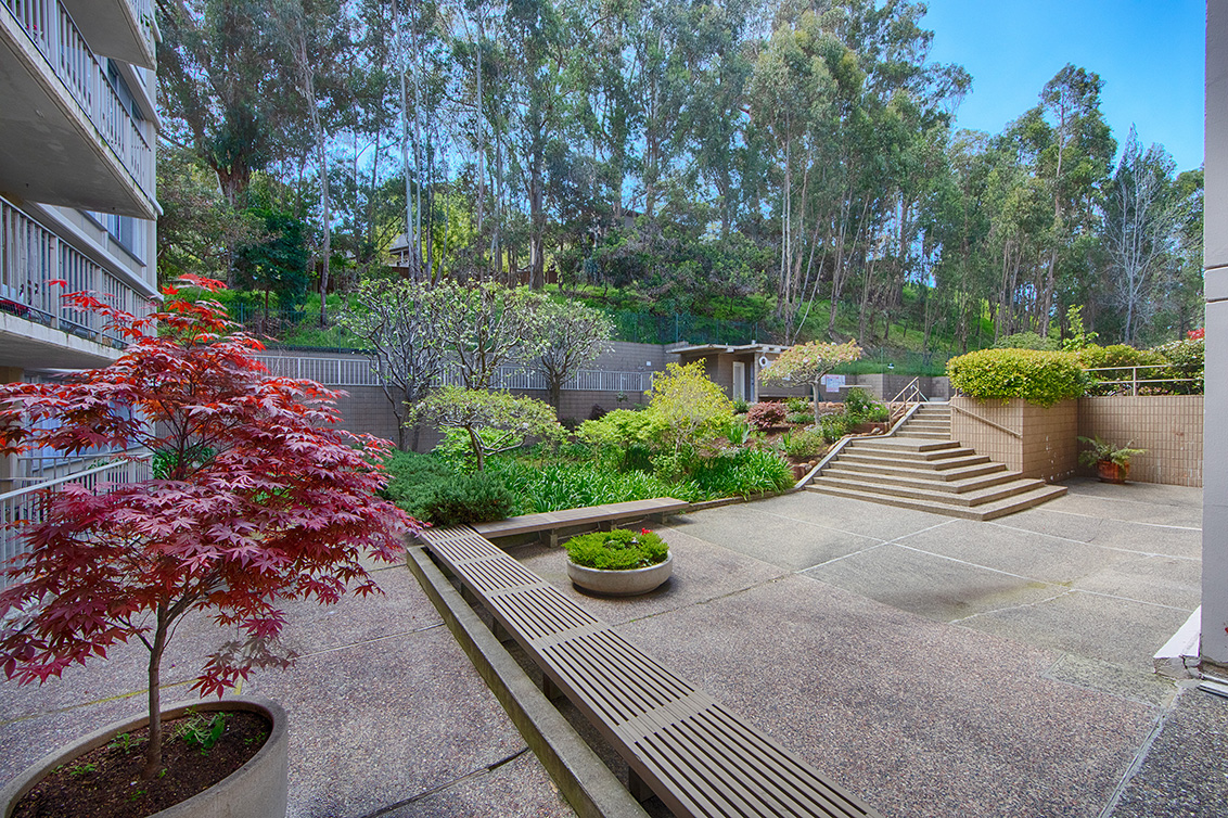 Common Area Patio (A) picture - 400 Davey Glen Rd 4524, Belmont 94002