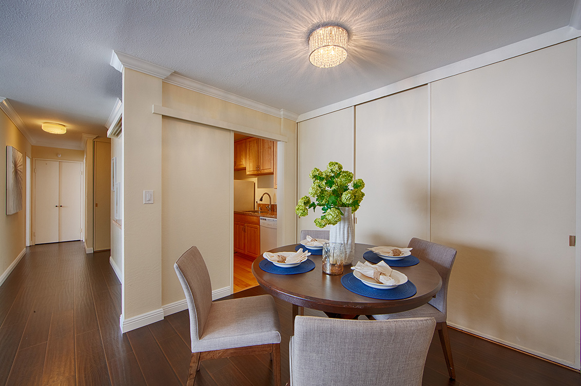 Dining Room (D) Picture - 400 Davey Glen Rd 4524, Belmont 94002 Dining Room (D) picture - 400 Davey Glen Rd 4524, Belmont 94002