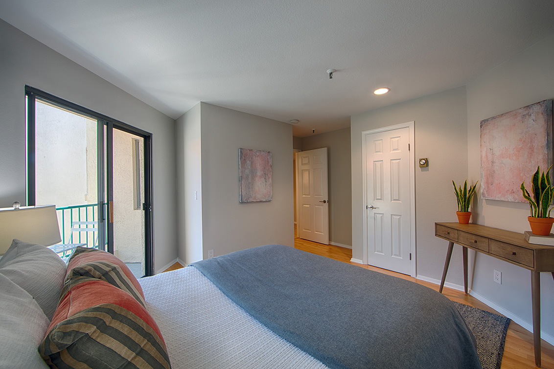 Bedroom 3 (C) picture - 365 Forest Ave 5b, Palo Alto 94301