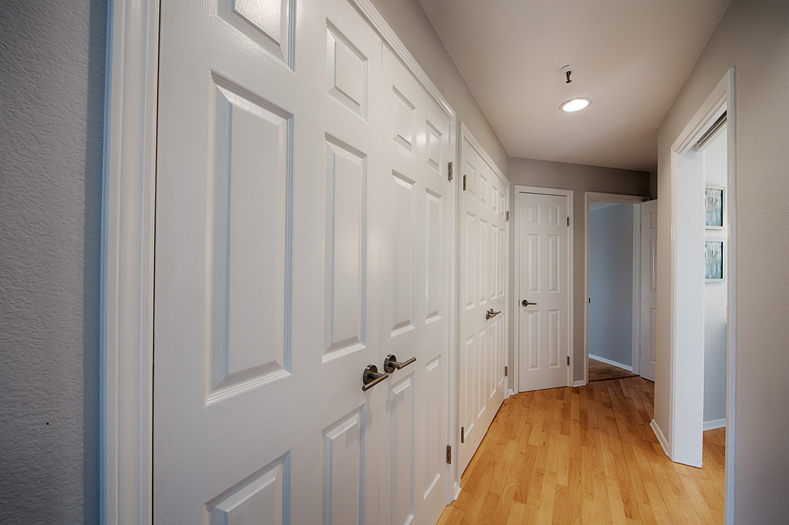Hallway Closets (A) picture - 365 Forest Ave 5b, Palo Alto 94301