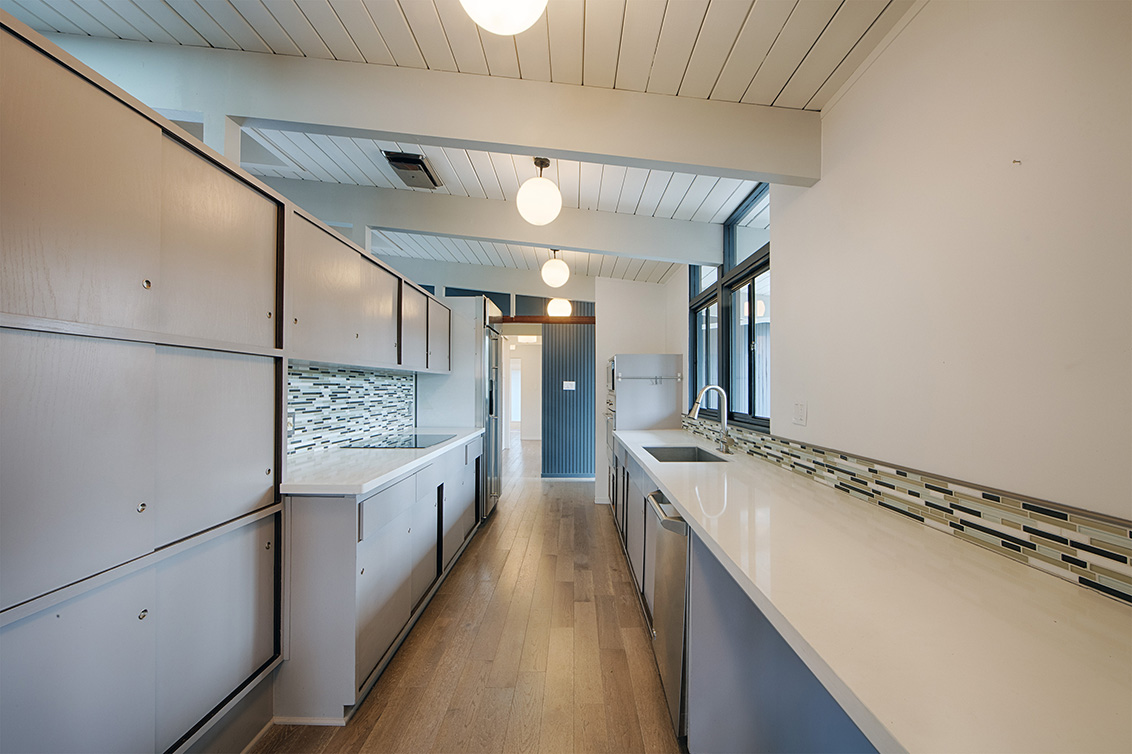 Kitchen (B) picture - 2207 Greer Rd, Palo Alto 94303