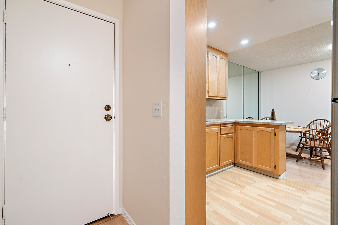 Front Door (B) picture - 1720 Halford Ave 327, Santa Clara 95051
