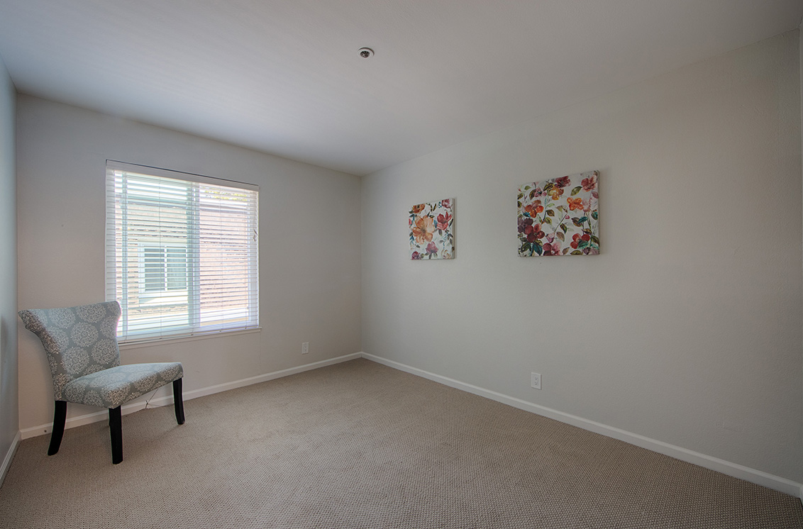 Bedroom 3 (A) picture - 1459 Kentfield Ave, Redwood City 94061