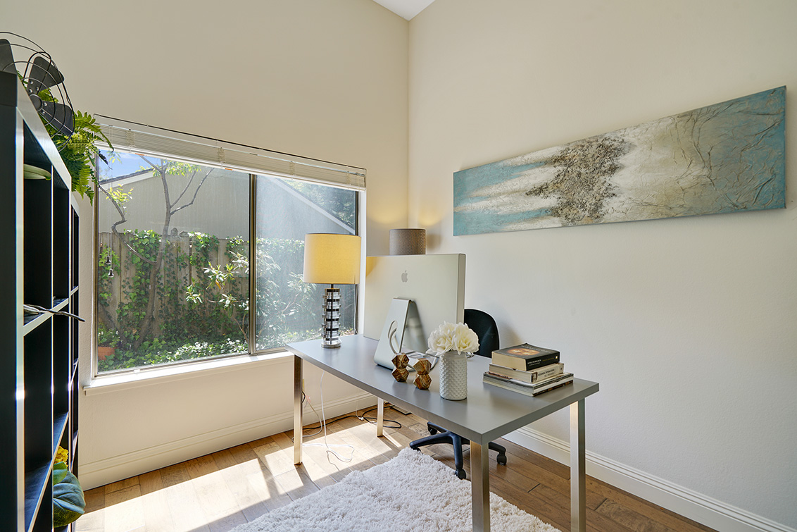 Den (A) Picture - 627 Lytton Ave 4, Palo Alto 94301 Den (A) picture - 627 Lytton Ave 4, Palo Alto 94301