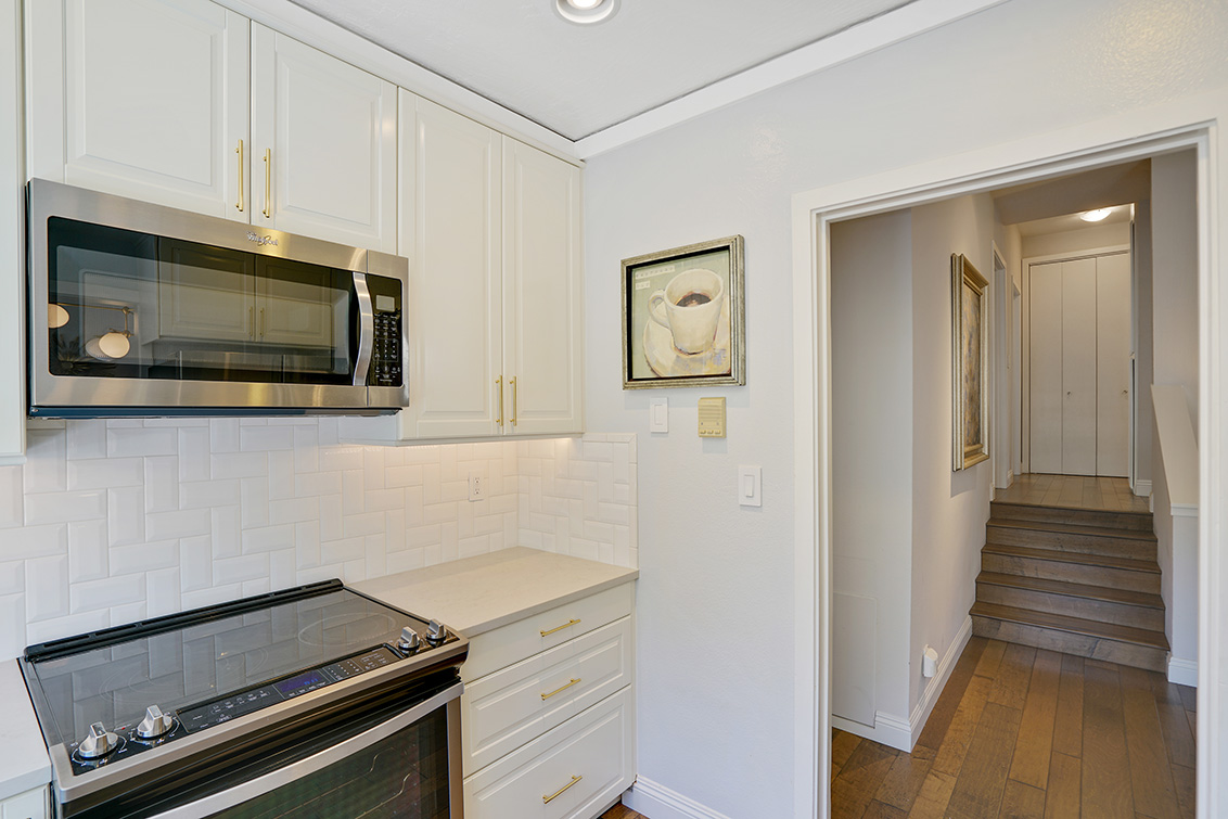 Kitchen (C) Picture - 627 Lytton Ave 4, Palo Alto 94301 Kitchen (C) picture - 627 Lytton Ave 4, Palo Alto 94301
