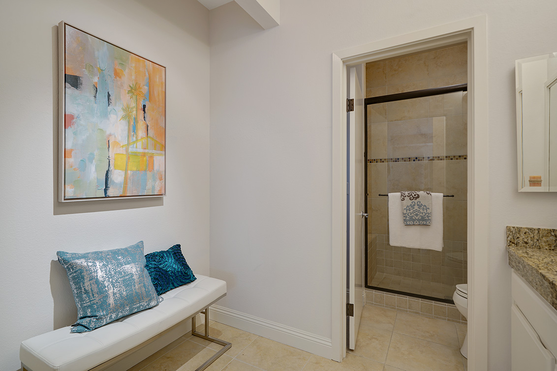 Master Bath (B) picture - 627 Lytton Ave 4, Palo Alto 94301