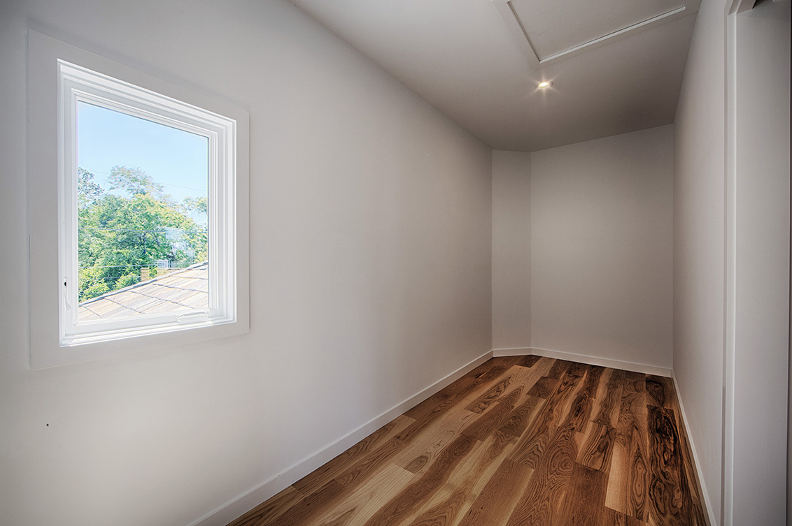 Master Closet (A) picture - 2783 Randers Ct, Palo Alto 94303