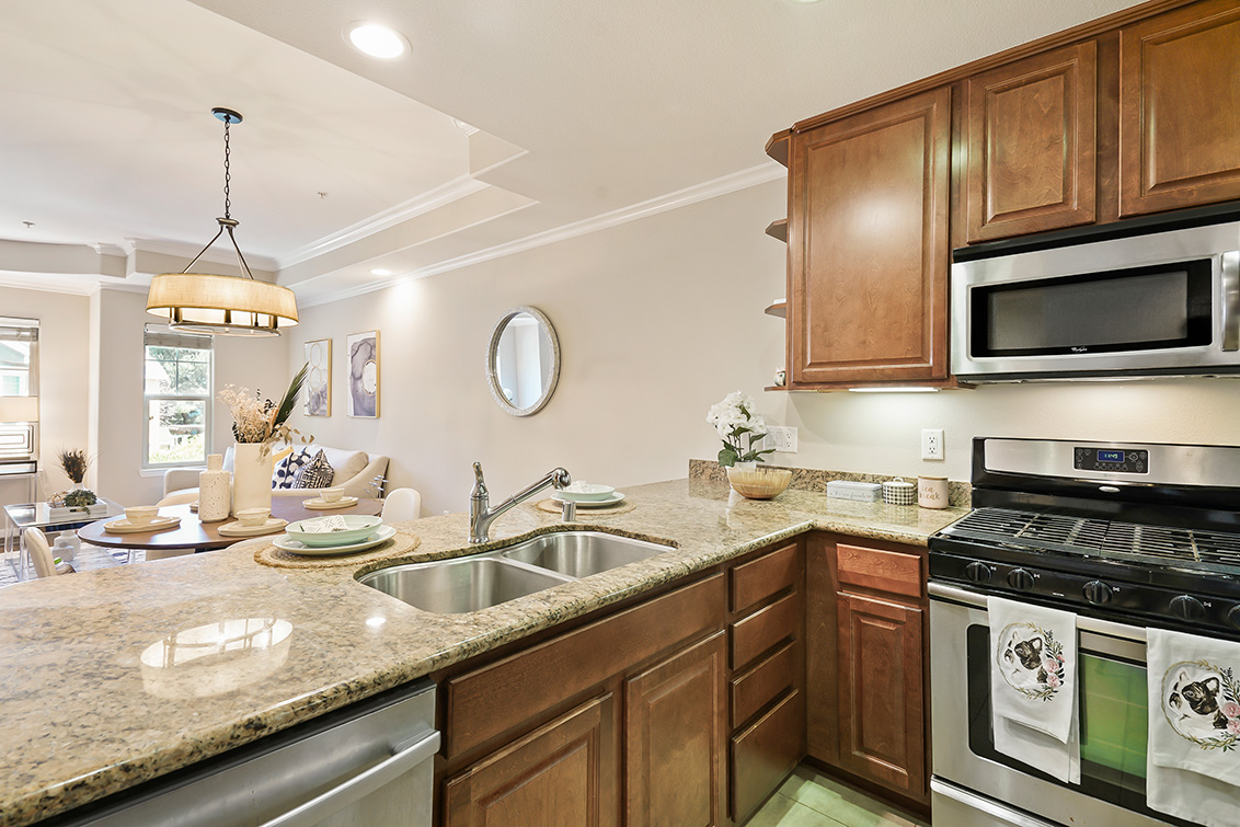 Kitchen (C) Picture - 2214 Raspberry Ln, Mountain View 94043 Kitchen (C) picture - 2214 Raspberry Ln, Mountain View 94043