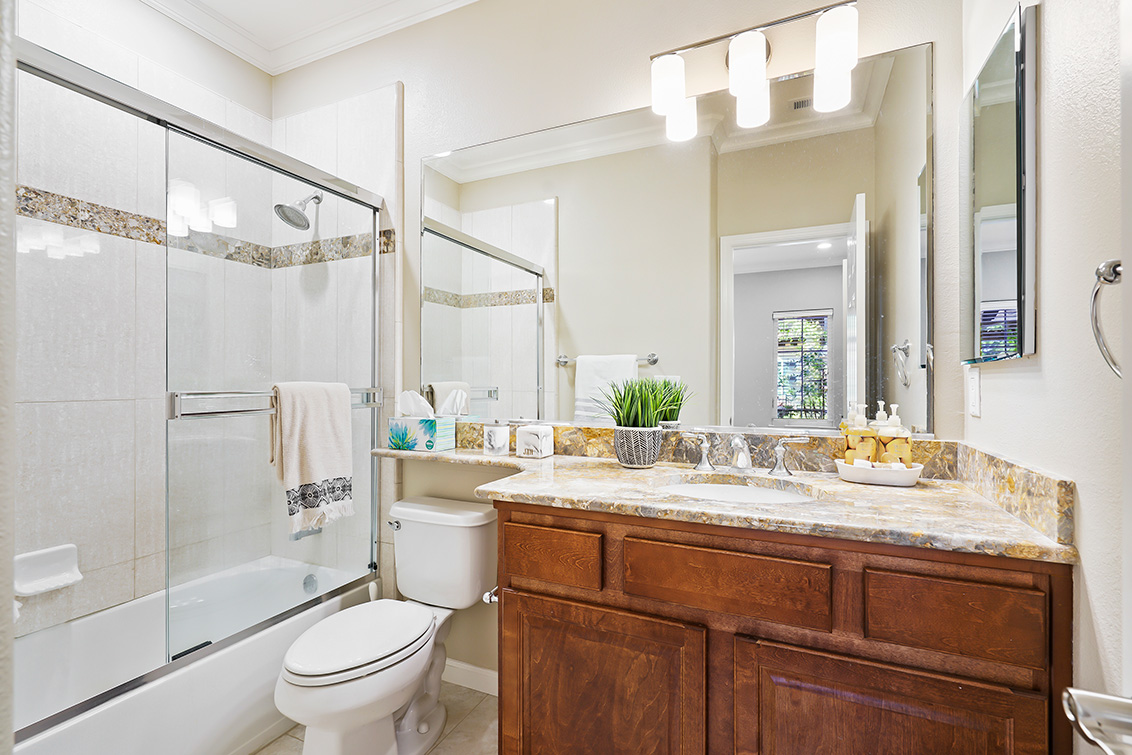 Master Bath (A) picture - 2214 Raspberry Ln, Mountain View 94043