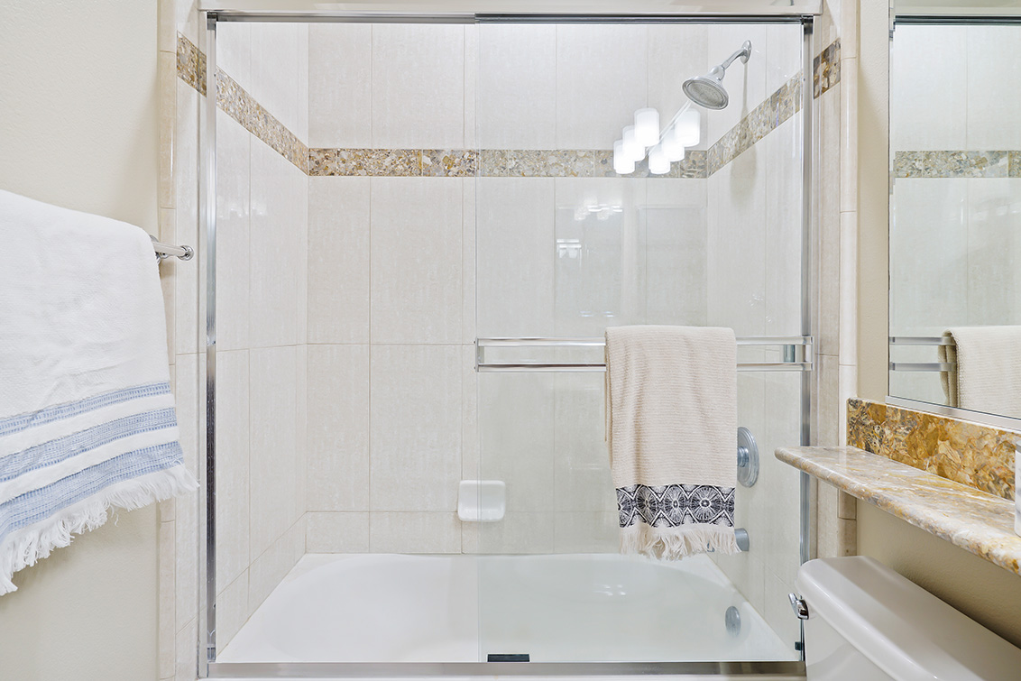 Master Bath (C) picture - 2214 Raspberry Ln, Mountain View 94043