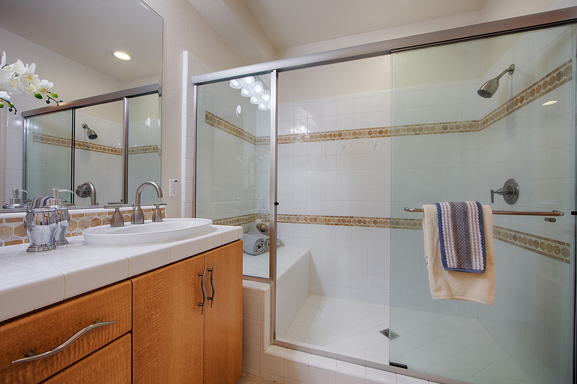 Master Bath (B) Picture - 4245 Rickeys Way I, Palo Alto 94306 Master Bath (B) picture - 4245 Rickeys Way I, Palo Alto 94306