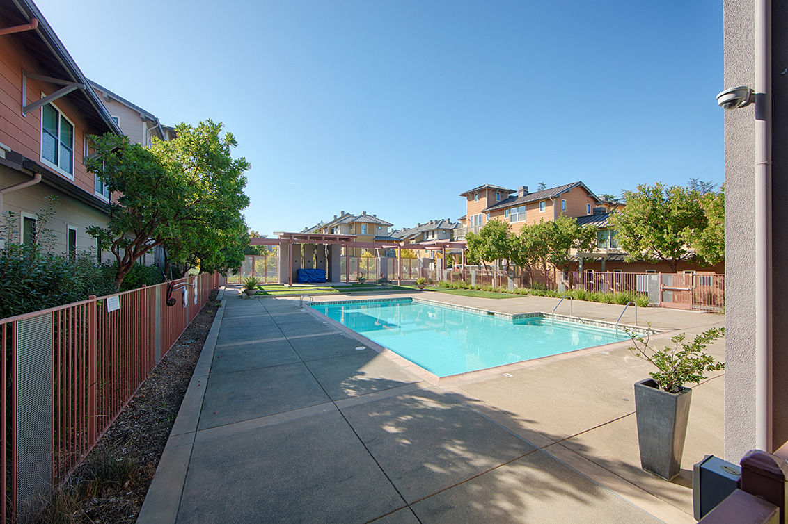 Swimming Pool (A) picture - 4245 Rickeys Way I, Palo Alto 94306