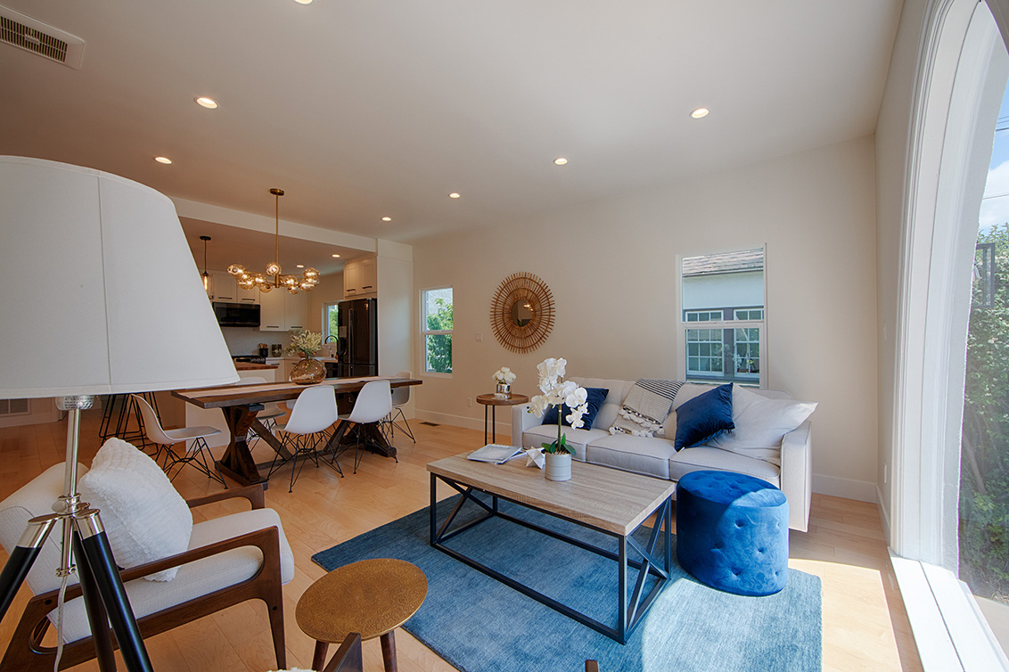 Living Room (D) picture - 945 S Grant St, San Mateo 94402