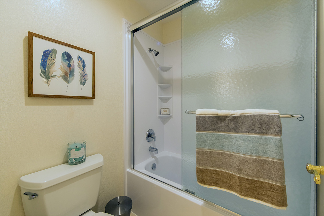 Bathroom (B) Picture - 709 San Conrado Ter 2, Sunnyvale 94085 Bathroom (B) picture - 709 San Conrado Ter 2, Sunnyvale 94085