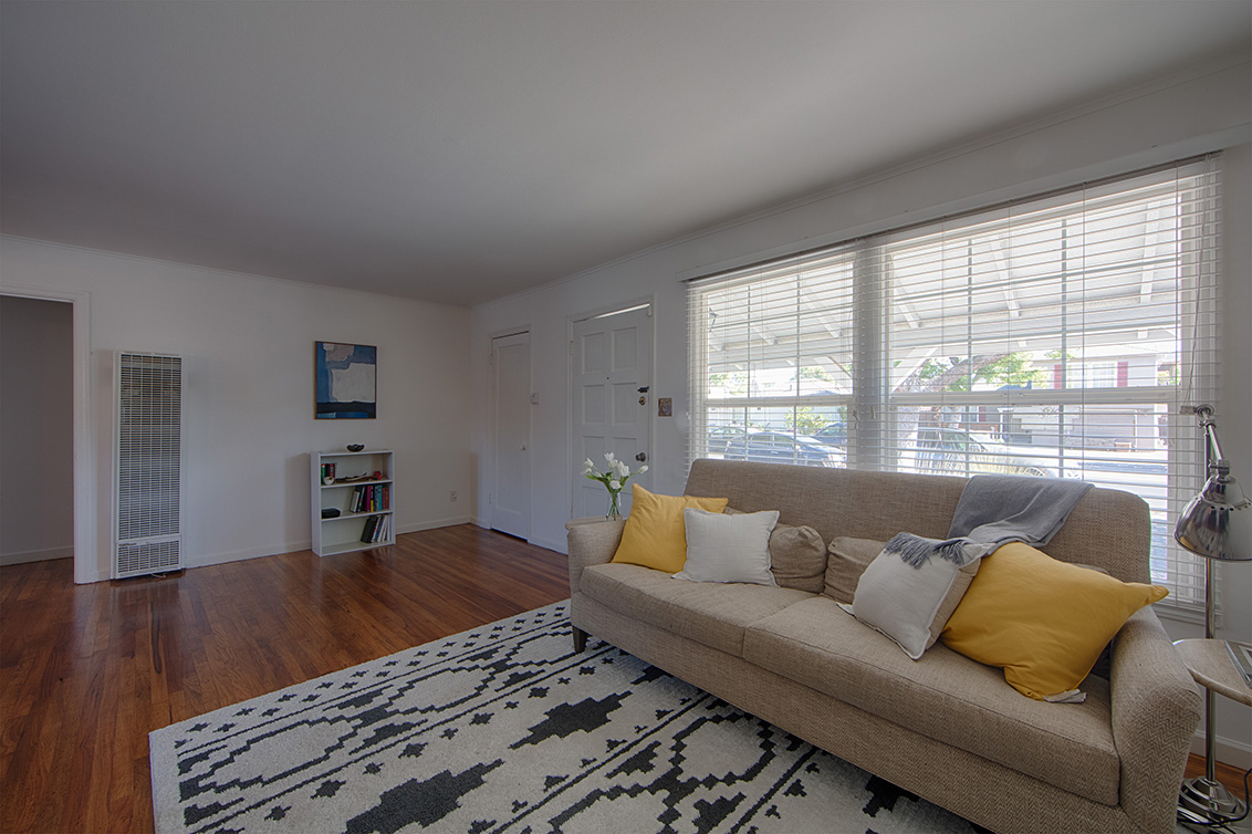 Living Room (C) Picture - 518 Scott Ave, Redwood City 94063 Living Room (C) picture - 518 Scott Ave, Redwood City 94063