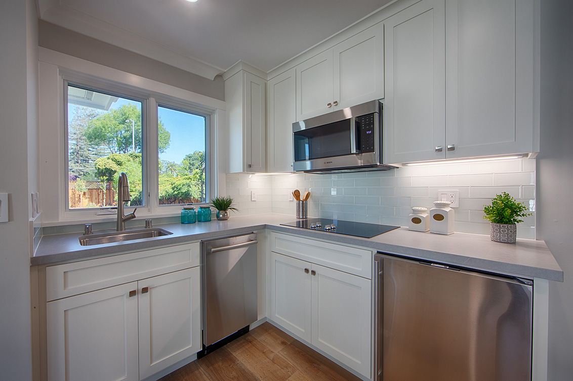Cottage Cooking Area (A) picture - 686 Spargur Dr, Los Altos 94022