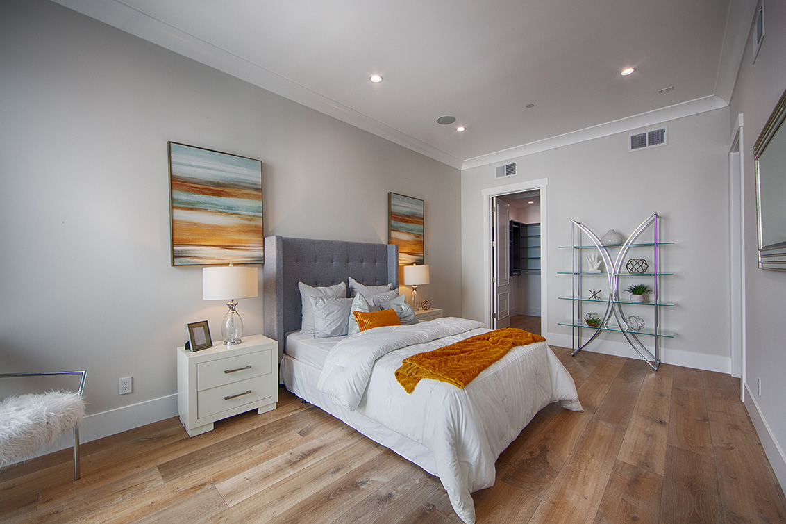 Downstairs Bedroom (A) picture - 686 Spargur Dr, Los Altos 94022