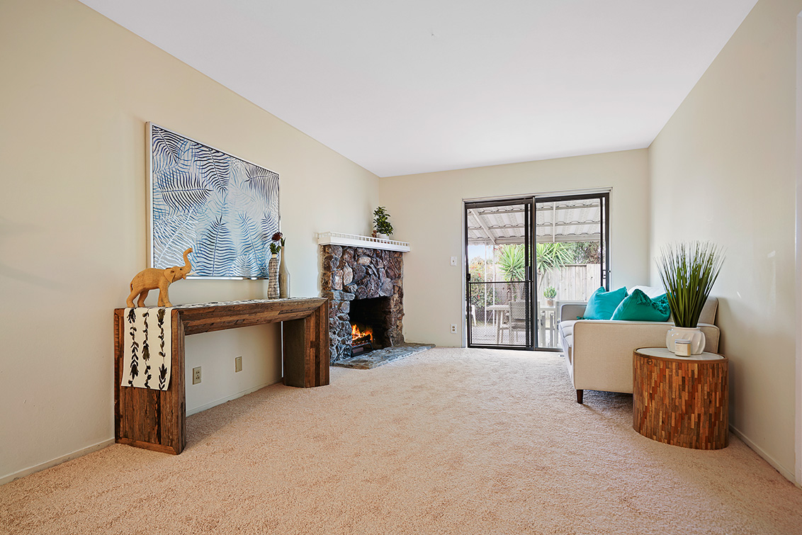 Family Room (C) Picture - 1483 Stone Creek Dr, San Jose 95132 Family Room (C) picture - 1483 Stone Creek Dr, San Jose 95132