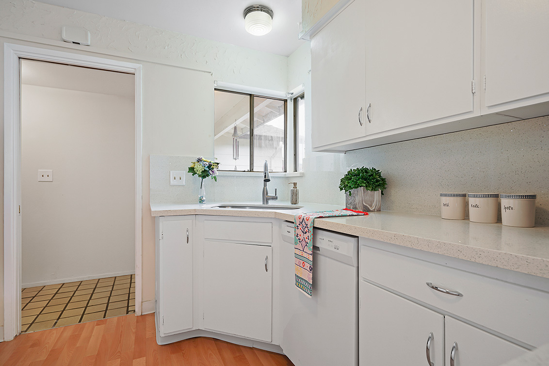 Kitchen (C) Picture - 1483 Stone Creek Dr, San Jose 95132 Kitchen (C) picture - 1483 Stone Creek Dr, San Jose 95132
