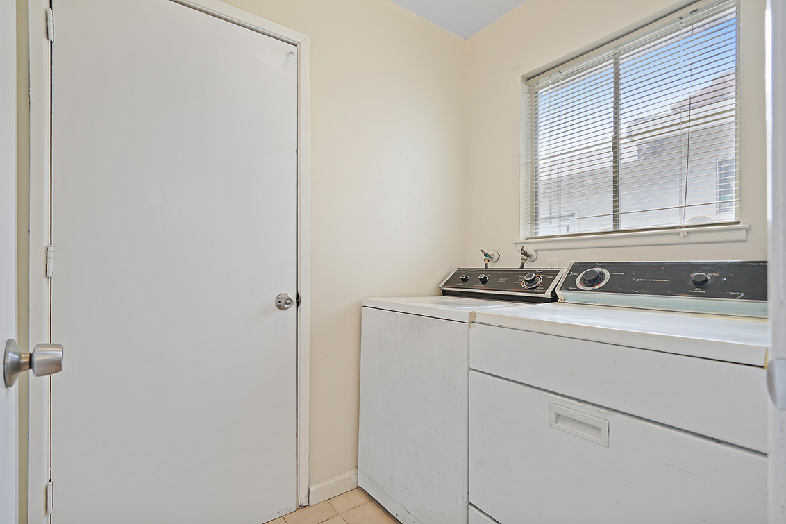 Laundry (A) Picture - 1483 Stone Creek Dr, San Jose 95132 Laundry (A) picture - 1483 Stone Creek Dr, San Jose 95132