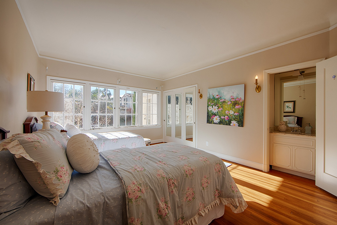 Bedroom 3 (A) picture - 1130 University Ave, Palo Alto 94301