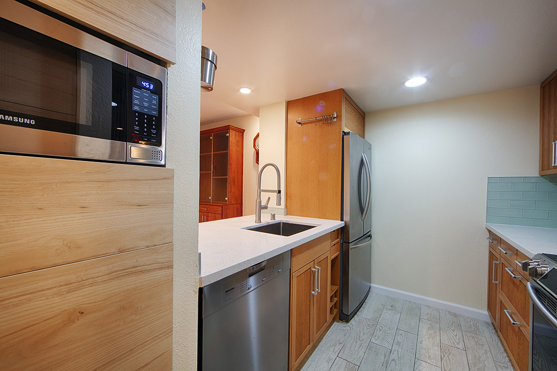 Kitchen (C) Picture - 10584 White Fir Ct, Cupertino 95014 Kitchen (C) picture - 10584 White Fir Ct, Cupertino 95014