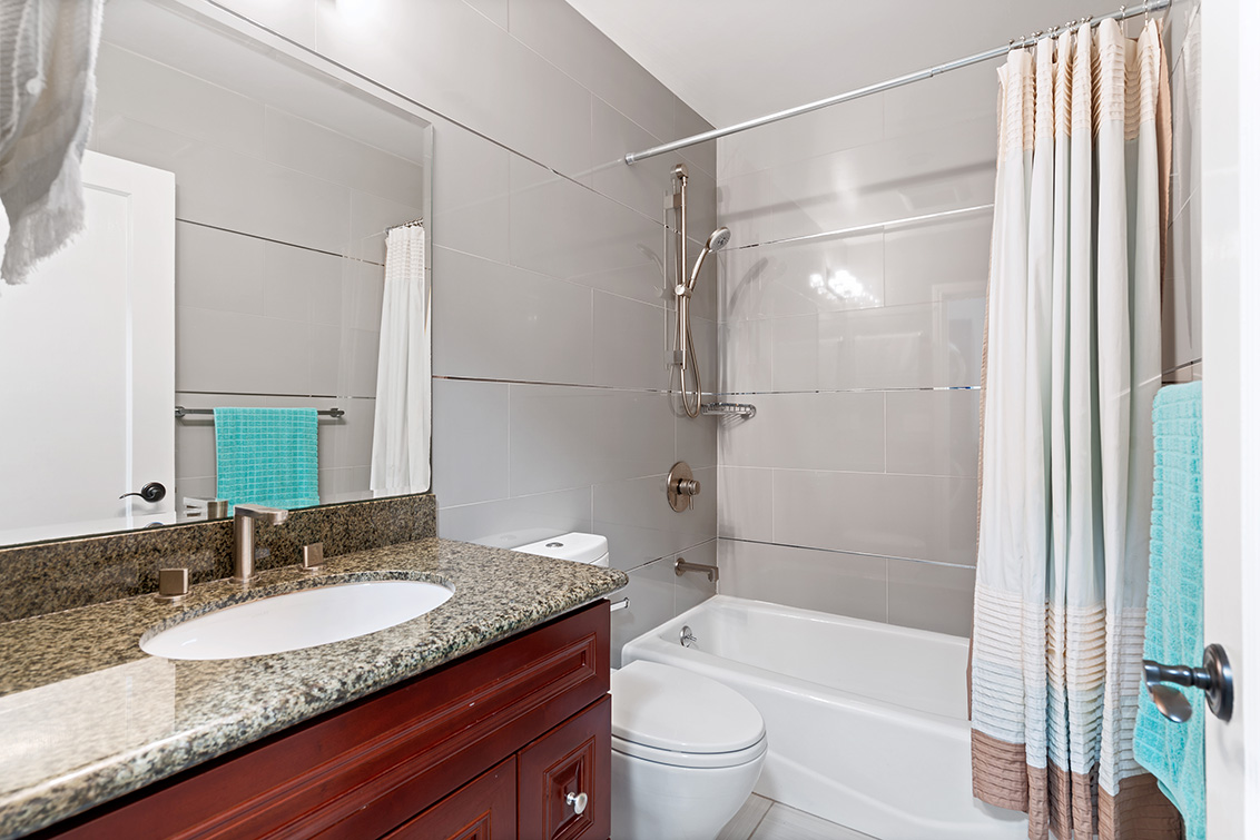 Bathroom 2 (A) Picture - 4001 Hacienda St, San Mateo 94403 Bathroom 2 (A) picture - 4001 Hacienda St, San Mateo 94403