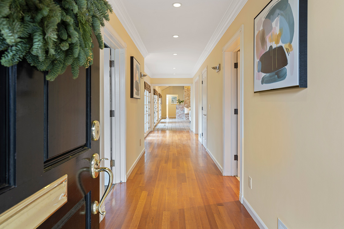 Entrance (B) picture - 2342 Middlefield Rd, Palo Alto 94301