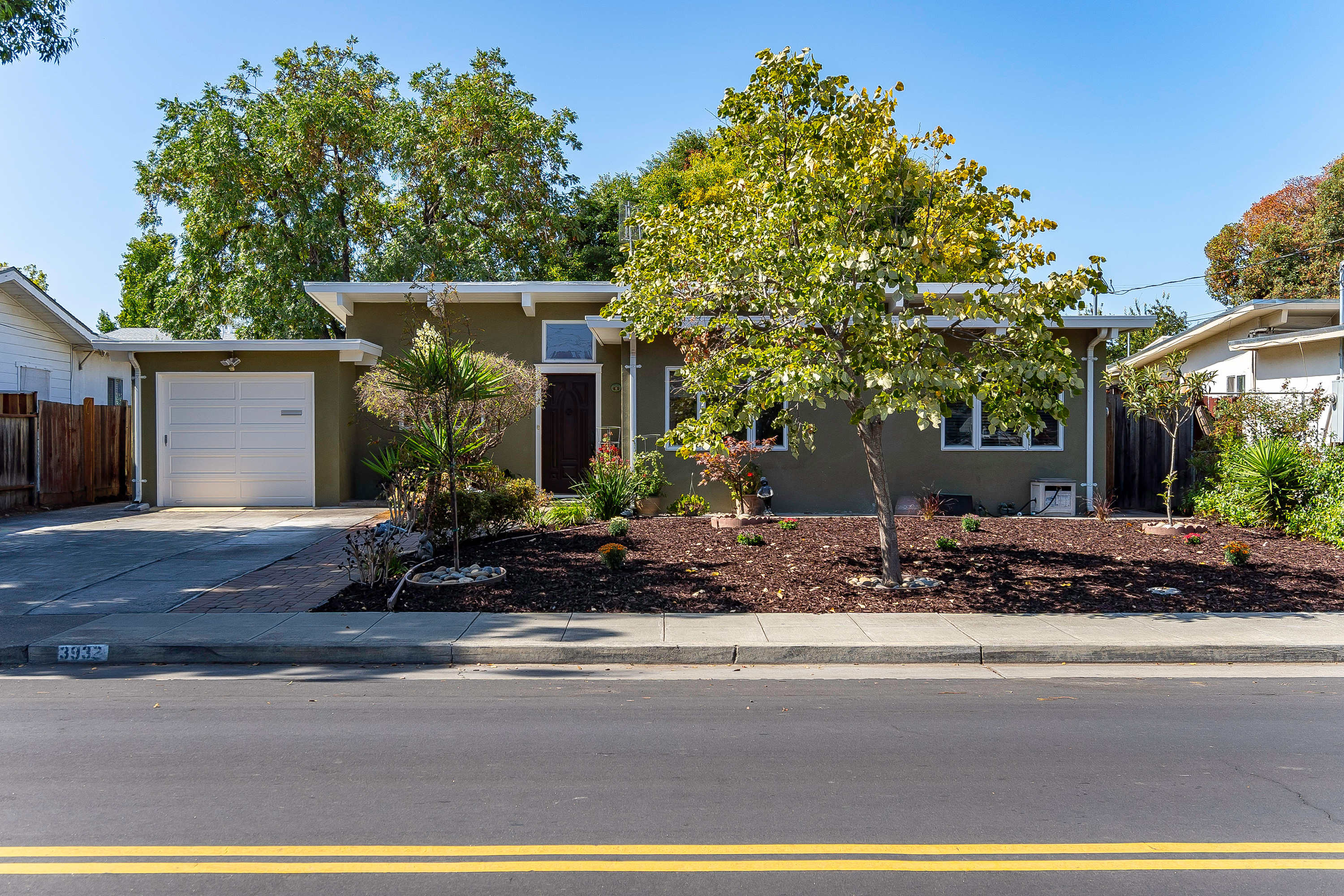 Park Blve - Ventura Neighborhood