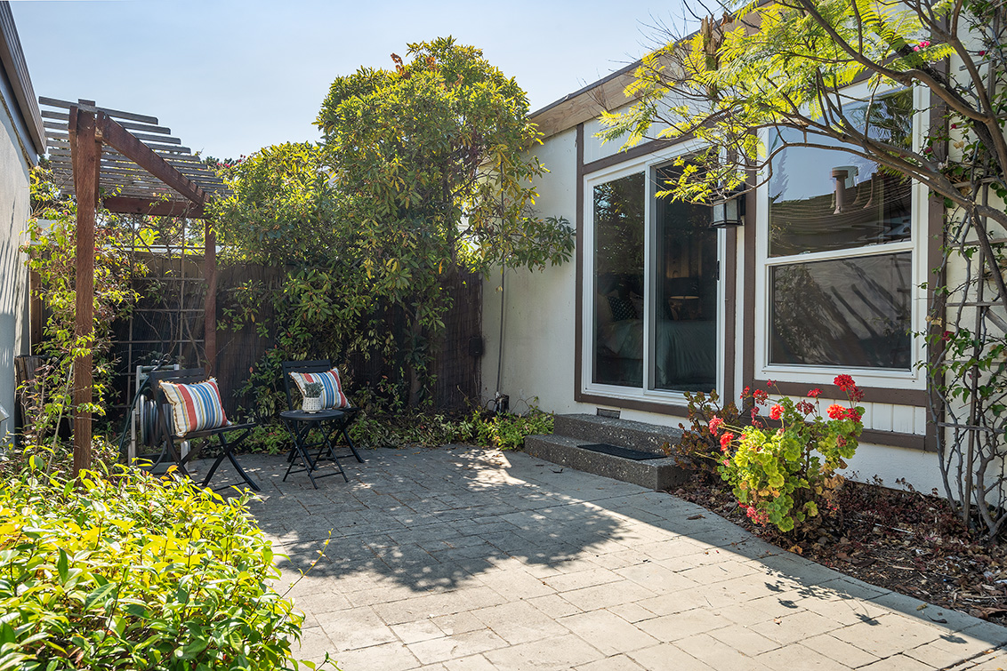 Patio (A) Picture - 365 Quay Ln, Redwood Shores 94065 Patio (A) picture - 365 Quay Ln, Redwood Shores 94065