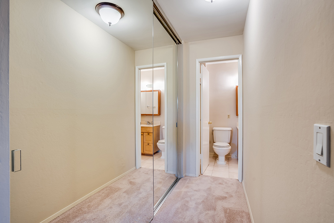 Master Bath (A) Picture - 2450 W Bayshore Rd 9, Palo Alto 94303 Master Bath (A) picture - 2450 W Bayshore Rd 9, Palo Alto 94303