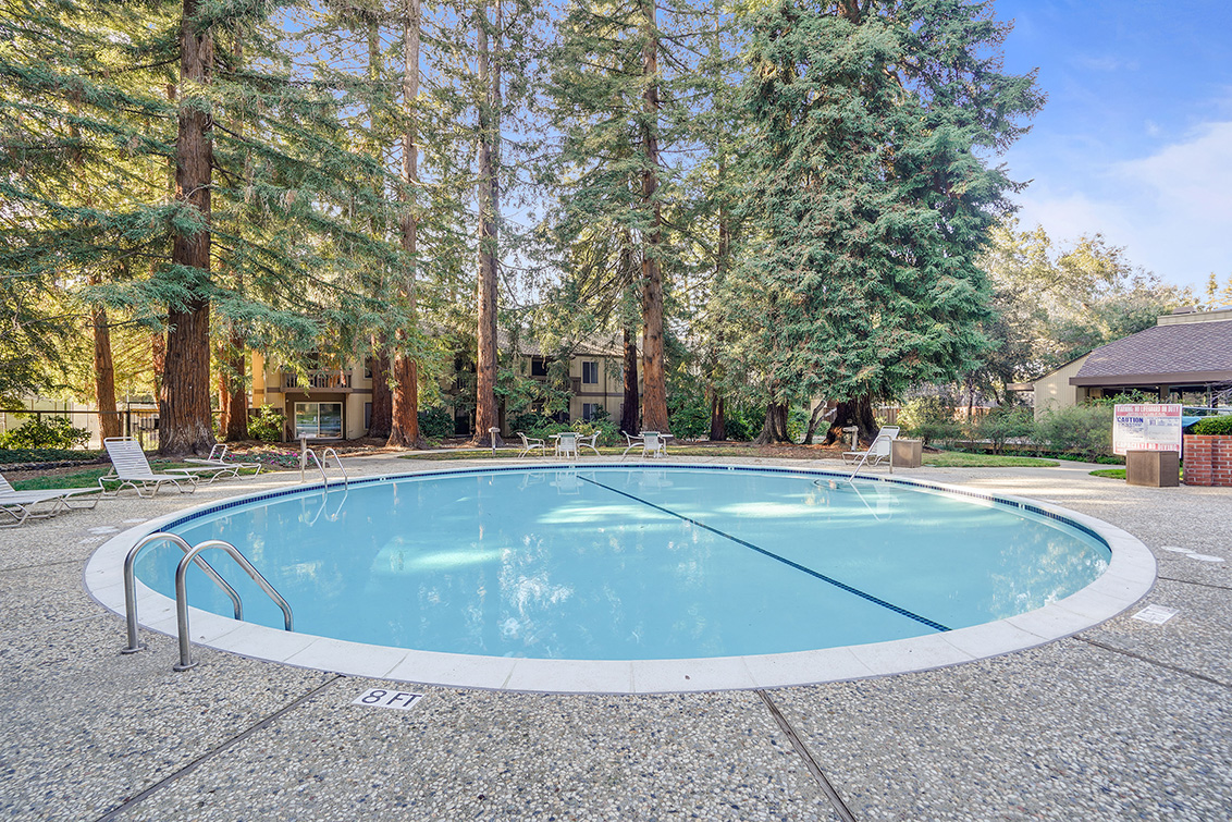 Pool (A) picture - 505 Cypress Point Dr 45, Mountain View 94043