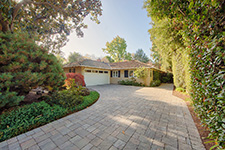 520 Rhodes Dr, Palo Alto