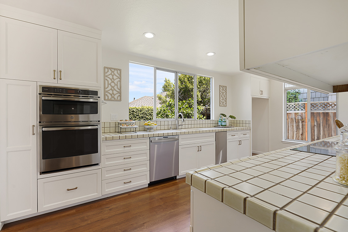 Kitchen - 112 Sleeper Ave, Mountain View 94040