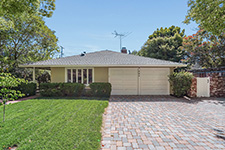 144 Walter Hays Dr, Palo Alto