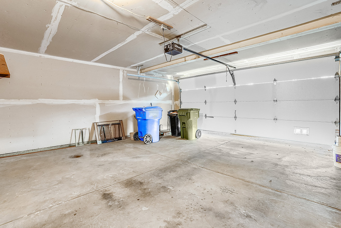 Garage (A) Picture - 756 Creekland Cir, San Jose 95133 Garage (A) picture - 756 Creekland Cir, San Jose 95133