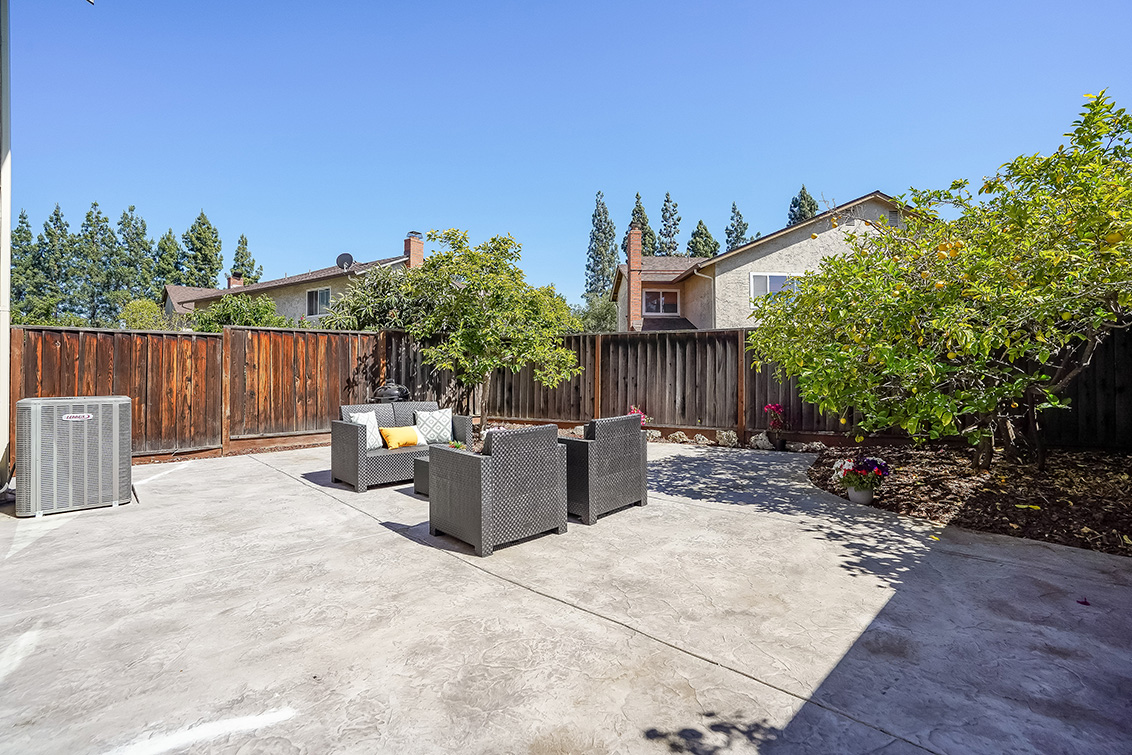 Patio (A) picture - 756 Creekland Cir, San Jose 95133
