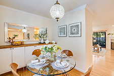 1070 Mercedes Ave, Los Altos