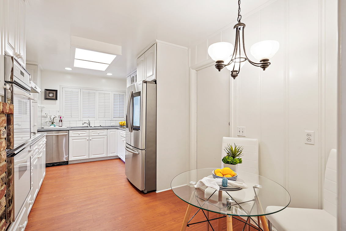 Breakfast Area (C) Picture - 1260 University Ave, Palo Alto 94301 Breakfast Area (C) picture - 1260 University Ave, Palo Alto 94301